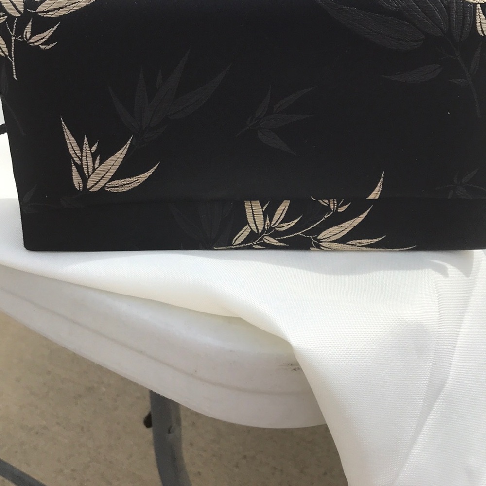 Chinese style small purse